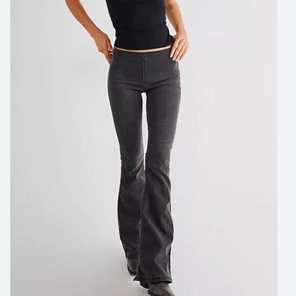 Free People Penny pull On Flare Jeans - Picture 1 of 9